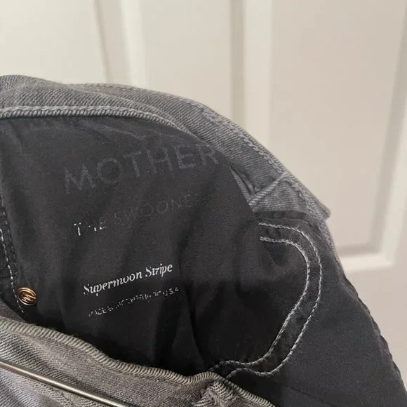 MOTHER Swooner Grey Supermoon Denim Skinny Jean - Picture 7 of 10